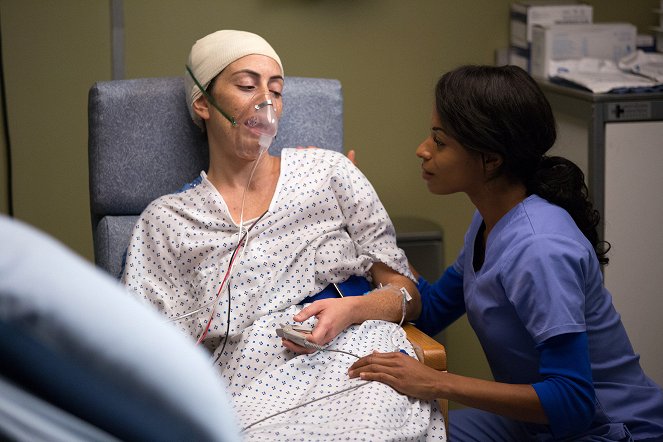 Grey's Anatomy - Season 12 - Old Time Rock and Roll - Photos