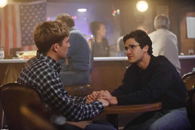 American Crime Story - House by the Lake - Photos - Cody Fern, Darren Criss