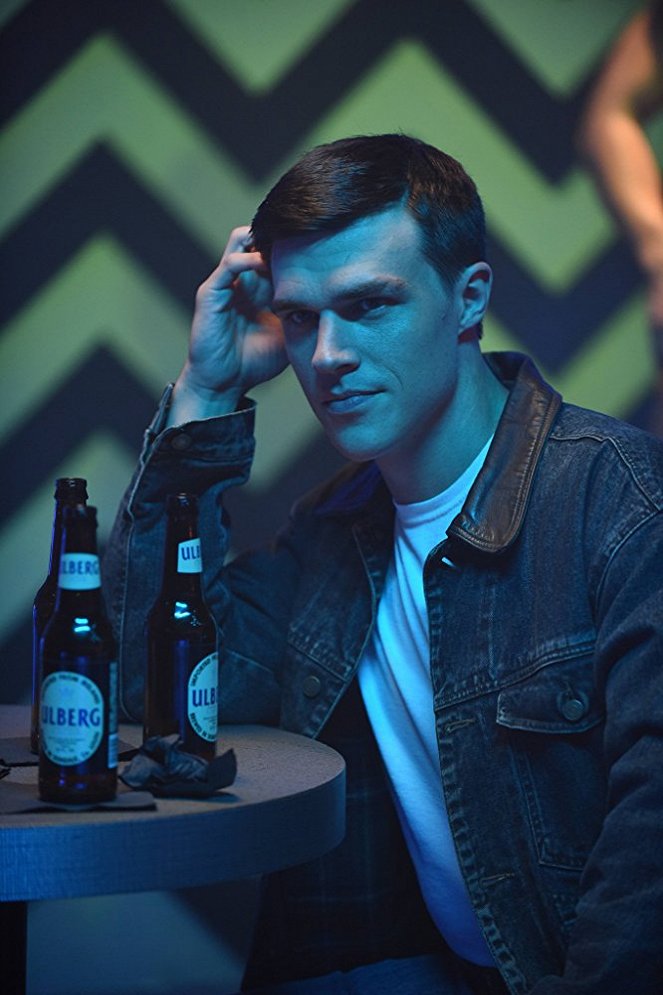 American Crime Story - Don't Ask Don't Tell - Photos - Finn Wittrock