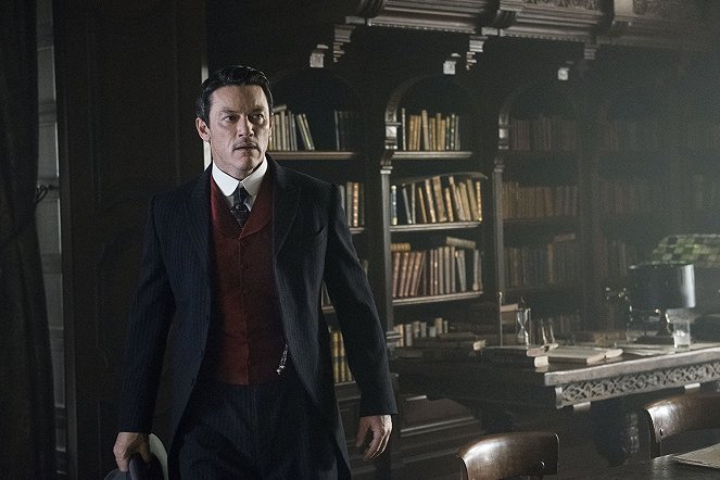 The Alienist - These Bloody Thoughts - Photos - Luke Evans