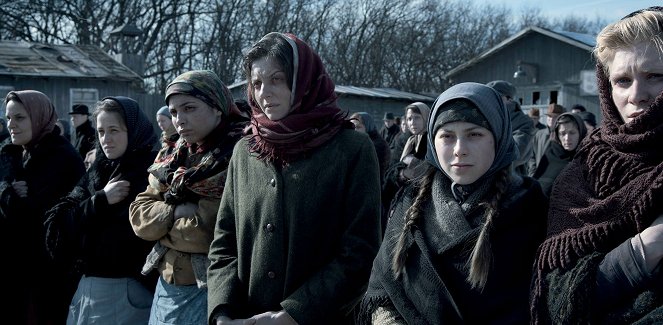 Večná zima - Z filmu - Franciska Farkas, Marina Gera, Laura Döbrösi, Niké Kurta