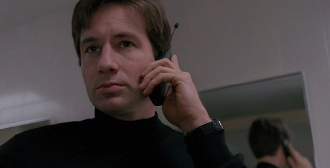 Arquivo X - War of the Coprophages - Do filme - David Duchovny