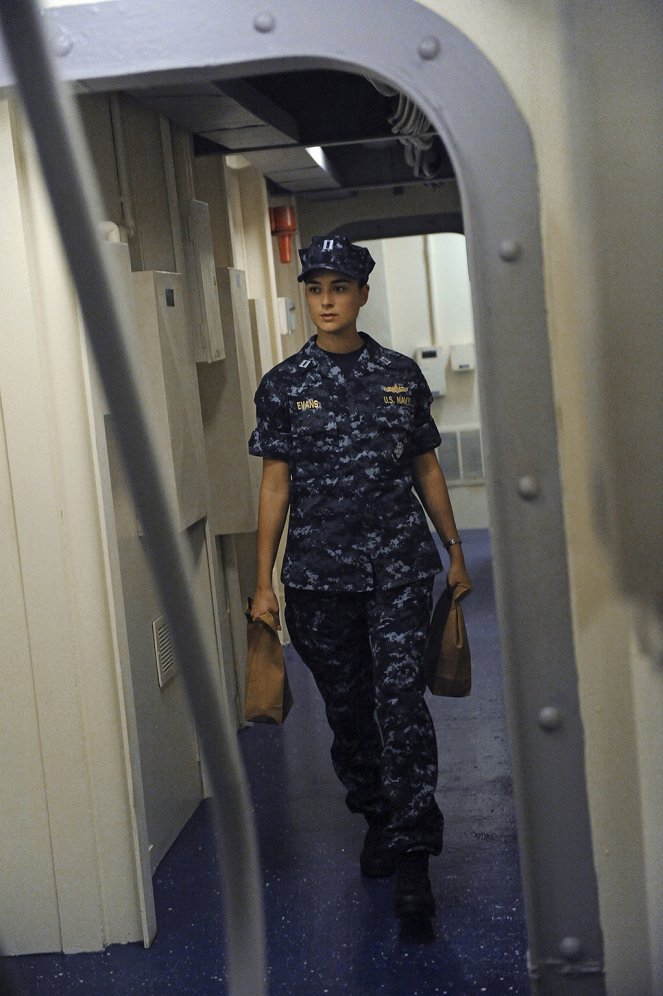 Navy: Investigación Criminal - Playing with Fire - De la película - Cote de Pablo
