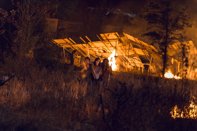 The Walking Dead - Ehre - Filmfotos - Andrew Lincoln, Chandler Riggs, Danai Gurira