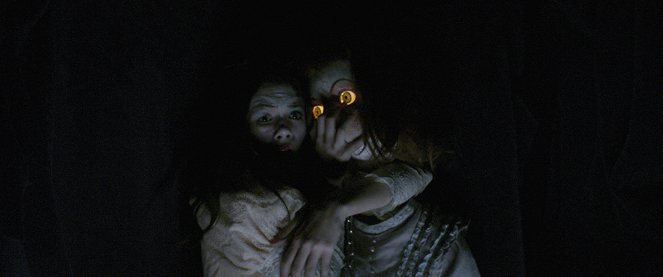 Ghostland – A rettegés háza - Filmfotók - Emilia Jones