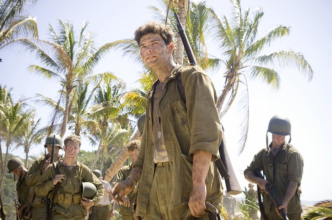 The Pacific - Guadalcanal/Leckie - Van film - Tom Budge, Josh Helman