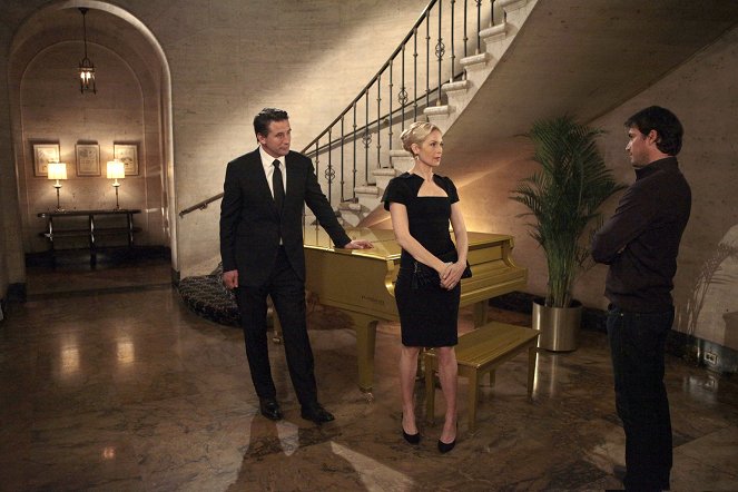 Gossip Girl - Season 4 - The Kids Stay in the Picture - Photos - William Baldwin, Kelly Rutherford, Matthew Settle