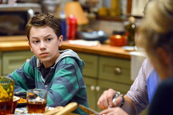 The Fosters - House and Home - Van film - Hayden Byerly