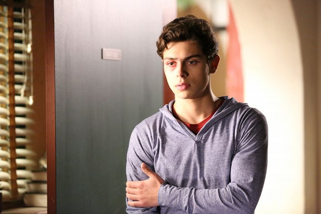 The Fosters - Things Unsaid - Do filme - Jake T. Austin