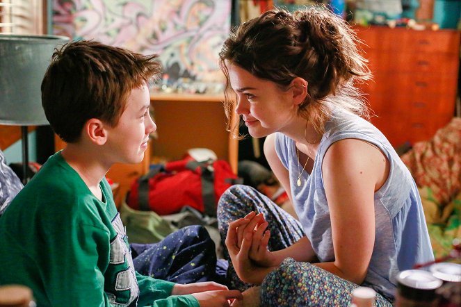The Fosters - Us Against the World - Z filmu - Hayden Byerly, Maia Mitchell