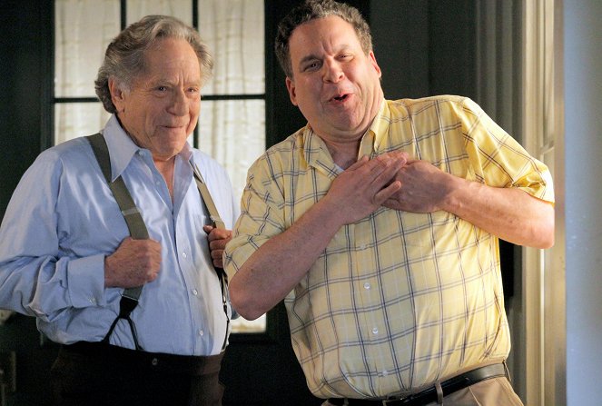 The Goldbergs - You're Not Invited - Photos - George Segal, Jeff Garlin