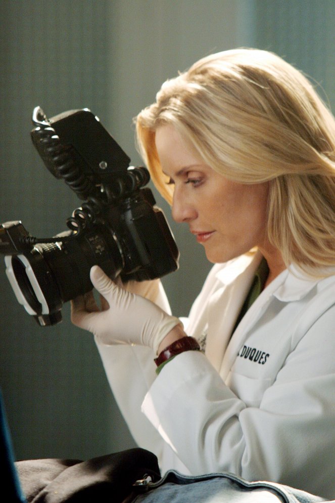 CSI: Kryminalne zagadki Miami - Zboczeniec - Z filmu - Emily Procter