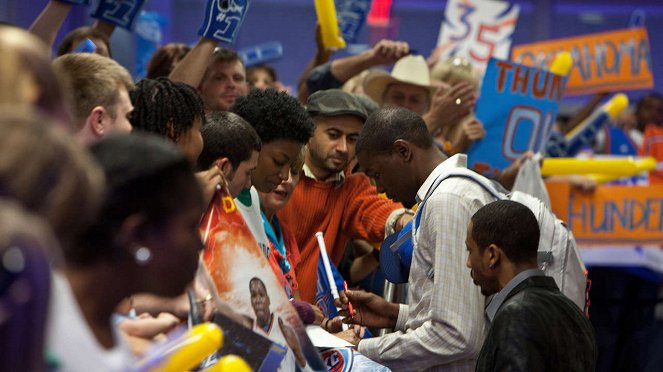 Thunderstruck - Filmfotos - Kevin Durant