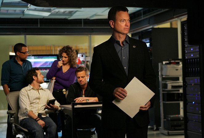 CSI: NY - Season 5 - Communication Breakdown - Photos - Gary Sinise