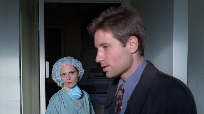 The X-Files - End Game - Van film - Megan Leitch, David Duchovny