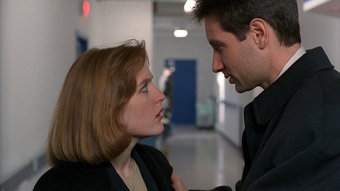 The X-Files - Død Kalm - Van film - Gillian Anderson, David Duchovny