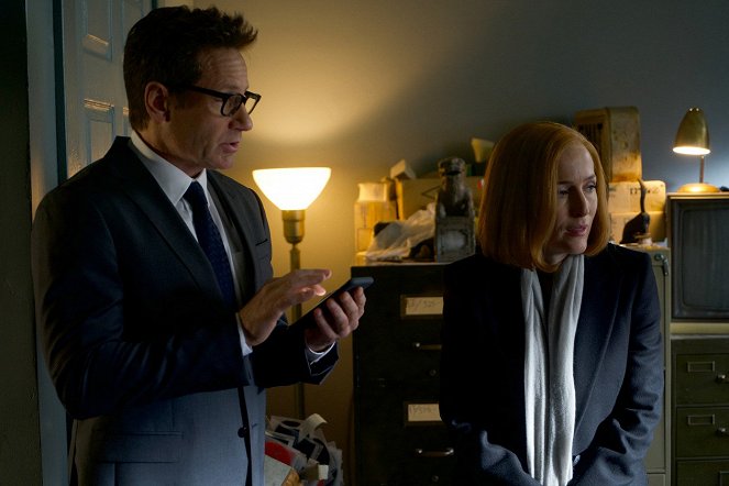 The X-Files - Nothing Lasts Forever - Photos - David Duchovny, Gillian Anderson