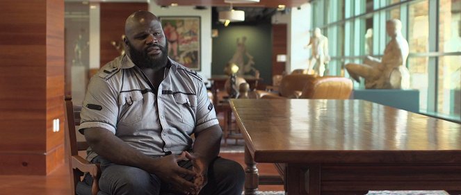 Born Strong - De la película - Mark Henry