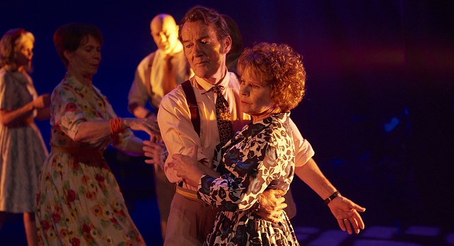 Acerta o Passo - Do filme - David Hayman, Imelda Staunton