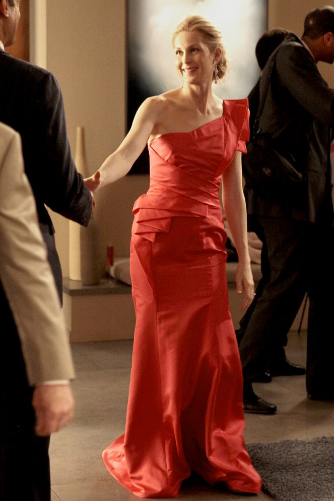Gossip Girl - Petty in Pink - Photos - Kelly Rutherford