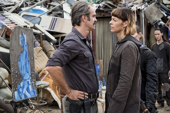The Walking Dead - The Lost and the Plunderers - Photos - Steven Ogg, Pollyanna McIntosh