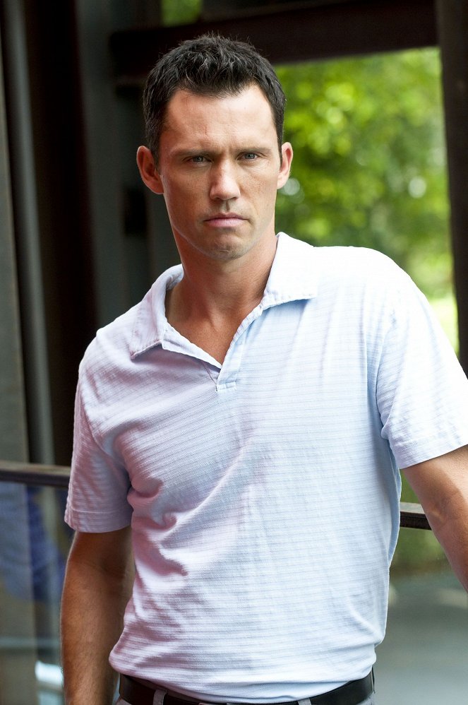 Tożsamość szpiega - Seek and Destroy - Z filmu - Jeffrey Donovan