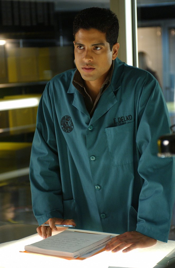 CSI: Miami - Season 2 - Bait - Photos - Adam Rodriguez