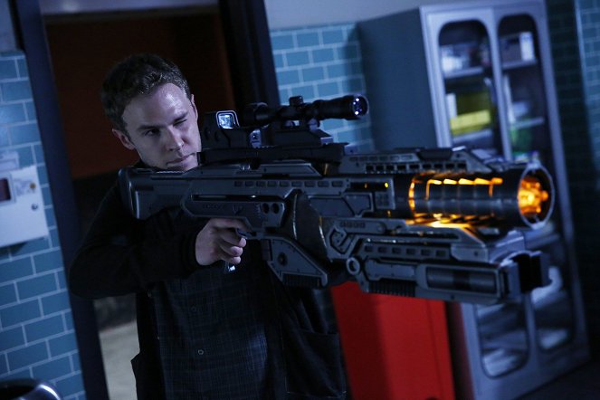 Os Agentes S.H.I.E.L.D. - Season 2 - Who You Really Are - Do filme - Iain De Caestecker