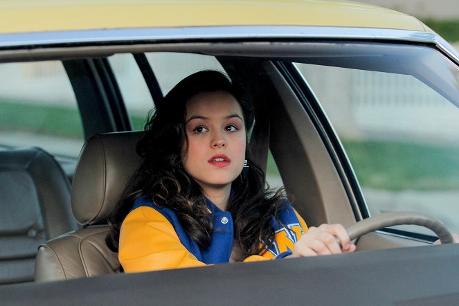 The Goldbergs - The Age of Darkness - Photos - Hayley Orrantia