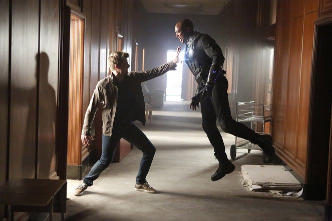 Agents of S.H.I.E.L.D. - Season 2 - Frenemy of My Enemy - Photos