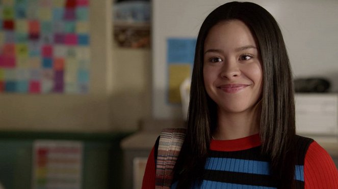 The Fosters - Makeover - Do filme - Cierra Ramirez