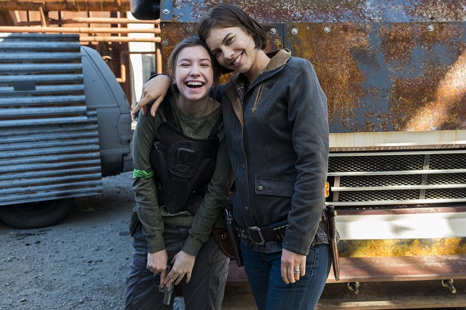 The Walking Dead - Miséricorde - Tournage - Katelyn Nacon, Lauren Cohan