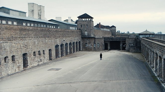 Schluss mit Schuld - Was der Holocaust mit mir zu tun hat - Van film