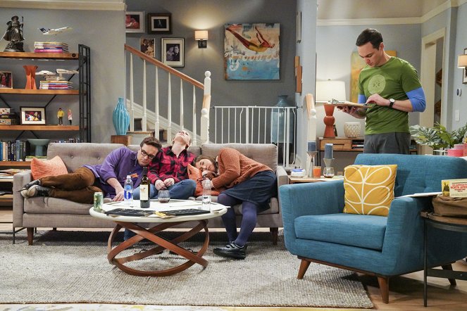 The Big Bang Theory - Das Babynamen-Theater - Filmfotos - Johnny Galecki, Kaley Cuoco, Mayim Bialik, Jim Parsons