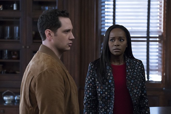 How to Get Away with Murder - The Day Before He Died - Photos - Matt McGorry, Aja Naomi King