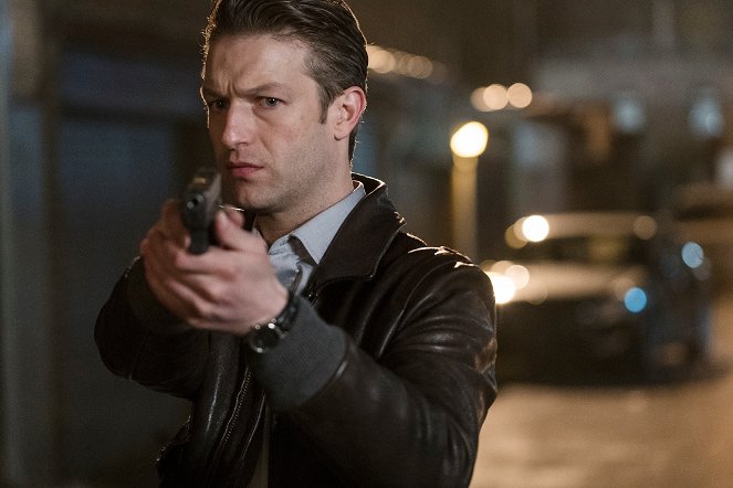 Law & Order: Special Victims Unit - Parent's Nightmare - Photos - Peter Scanavino
