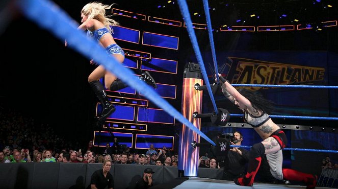 WWE Fastlane - Z filmu - Ashley Fliehr, Dori Prange