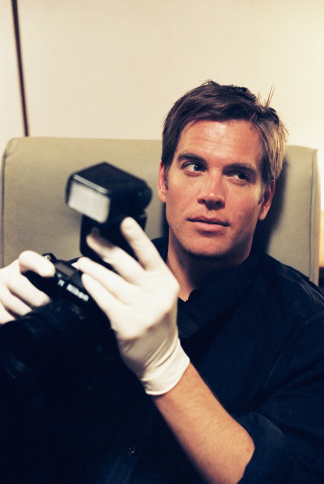 NCIS: Naval Criminal Investigative Service - Air Force One - Photos - Michael Weatherly