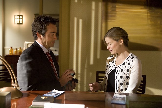 The Closer - Manhunt - Z filmu - Jon Tenney, Kyra Sedgwick