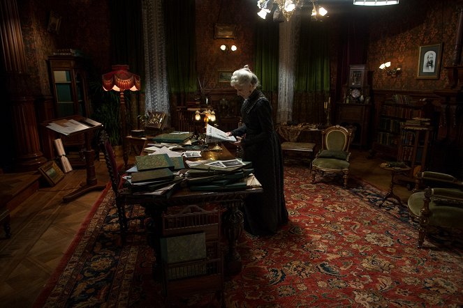 A Maldição da Casa Winchester - Do filme - Helen Mirren