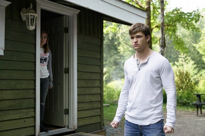Beyond - The Hour of the Wolf - Filmfotos - Eden Brolin, Burkely Duffield