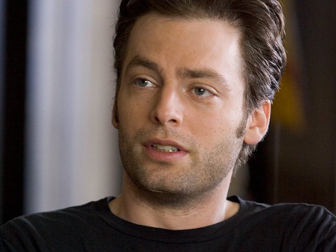 Weeds - Season 1 - Dead in the Nethers - Photos - Justin Kirk