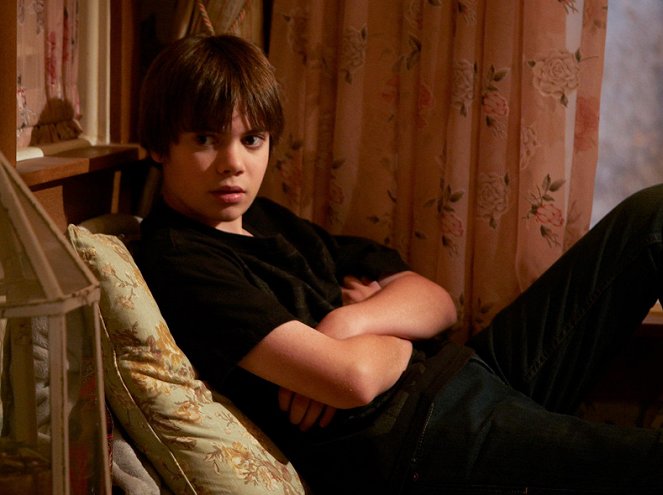 Weeds - Season 4 - If You Work for a Living, Then Why Do You Kill Yourself Working? - Photos - Alexander Gould