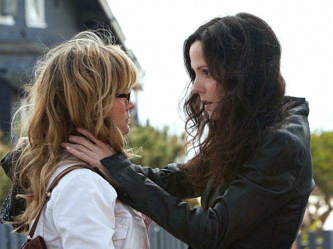 Weeds - Season 5 - Quand faut y aller... - Film - Jennifer Jason Leigh, Mary-Louise Parker