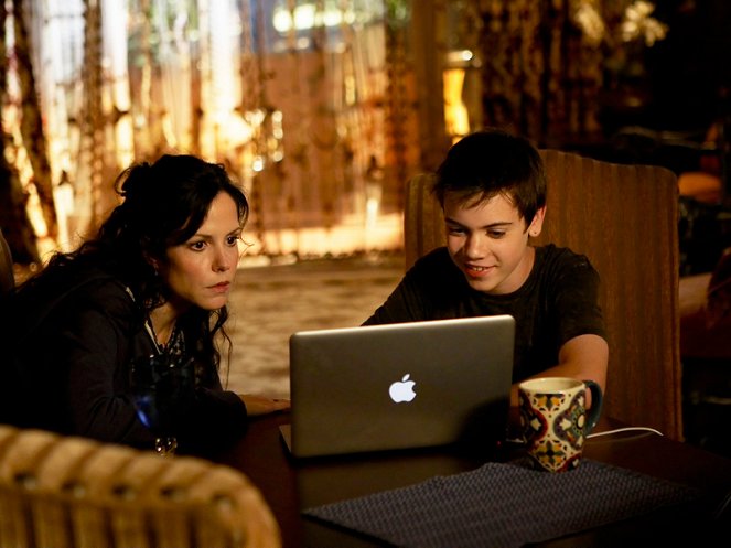 Weeds - Season 5 - Where the Sidewalk Ends - Filmfotos - Mary-Louise Parker, Alexander Gould