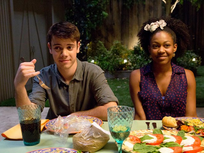 Weeds - Season 8 - Only Judy Can Judge - Photos - Alexander Gould, Danièle Watts