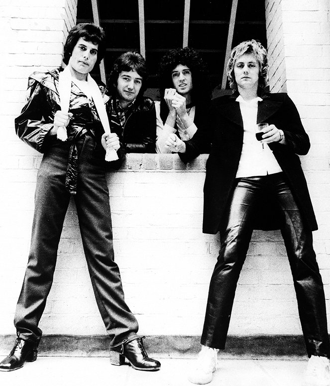 Queen - Rock the World - Van film - Freddie Mercury, John Deacon, Brian May, Roger Taylor
