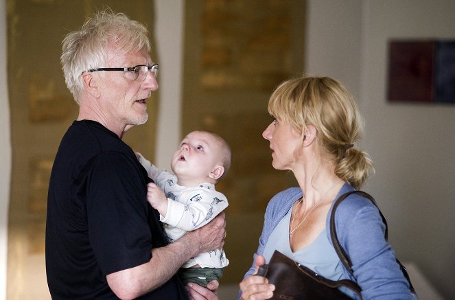 Opa wird Papa - Photos - Ernst Stötzner, Christina Große