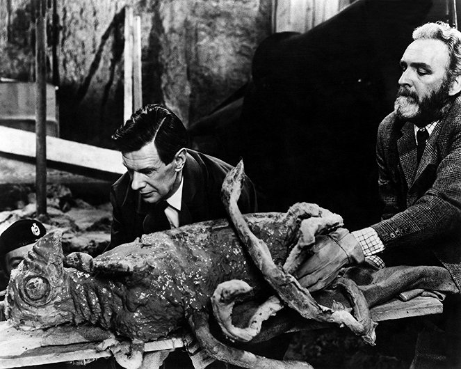 Quatermass and the Pit - Z filmu - James Donald, Andrew Keir