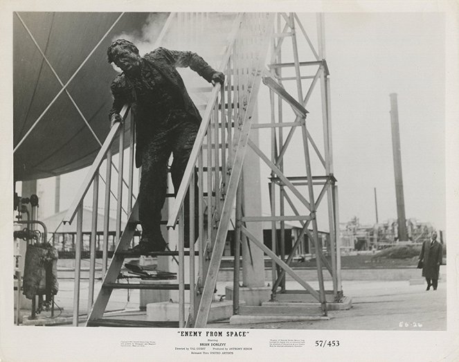 Enemy from Space - Lobby Cards - Tom Chatto